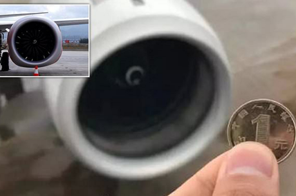 বিমানের ইঞ্জিনে লাকি কয়েন ফেলায় ১৭ হাজার ডলার জরিমানা