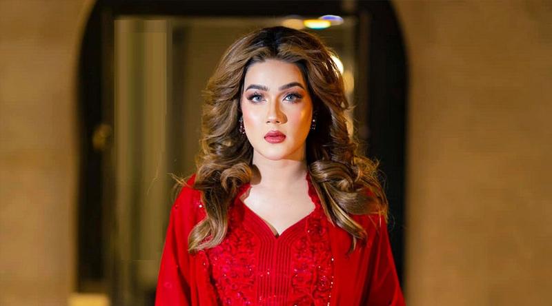 দেশ ছেড়েছেন মাহিয়া মাহি