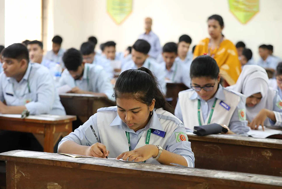 আগামী বছর ফেব্রুয়ারিতে এসএসসি, জুনে এইচএসসি