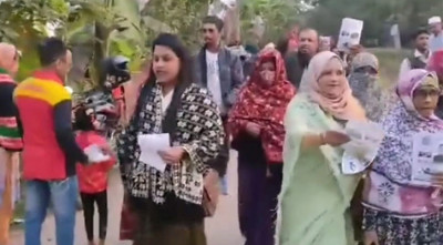 নৌকার পক্ষে প্রচারণার অভিযোগ পোলিং কর্মকর্তার বিরুদ্ধে