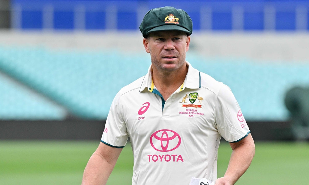 হারিয়ে যাওয়া ব্যাকপ্যাক খুঁজে পেলেন ওয়ার্নার