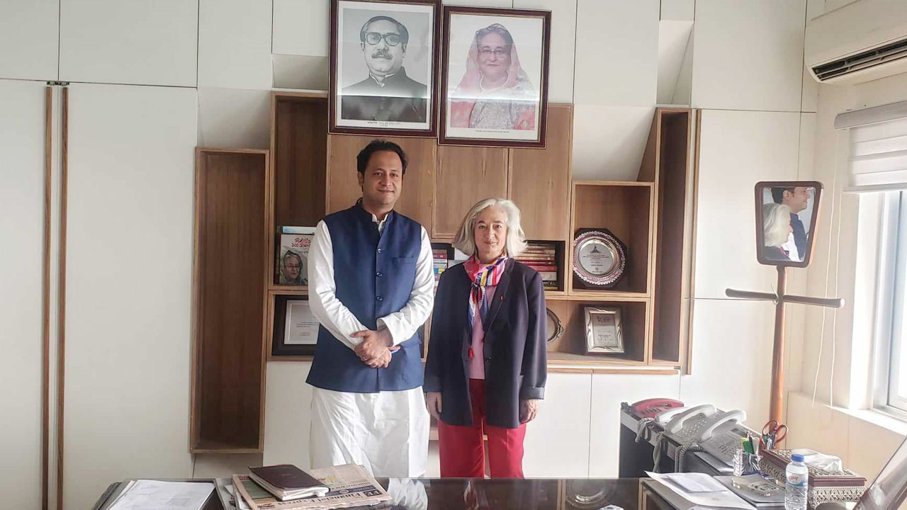 শিক্ষামন্ত্রী মহিবুল হাসান চৌধুরীর সঙ্গে ফ্রান্সের রাষ্ট্রদূতের সাক্ষাৎ