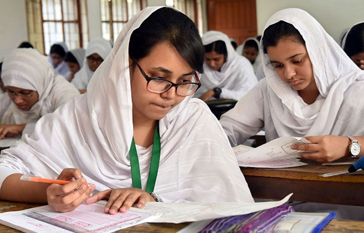 সারাদেশে এসএসসি পরীক্ষা শুরু