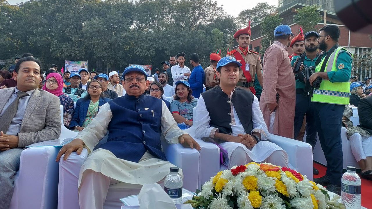 সার্বজনীন দক্ষতা নিতে নতুন কারিকুলাম : শিক্ষামন্ত্রী মহিবুল হাসান