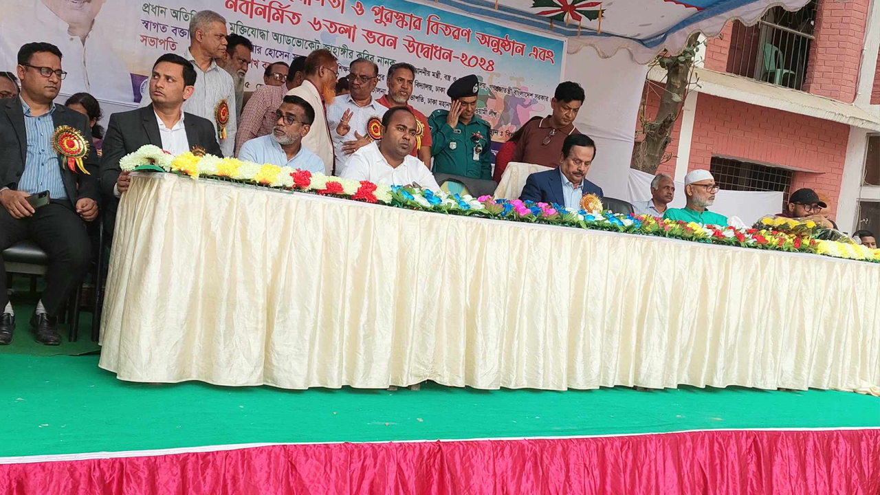 মানুষ হত্যাকারীদের বিচার হতেই হবে : বস্ত্র ও পাটমন্ত্রী