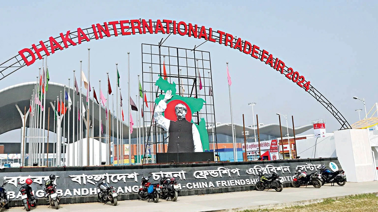 বাণিজ্য মেলা : ৪০০ কোটি টাকার পণ্য বিক্রি