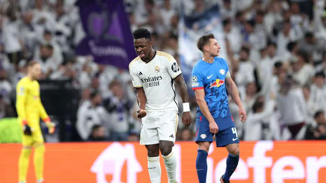 ড্র করেও শেষ আটে রিয়াল