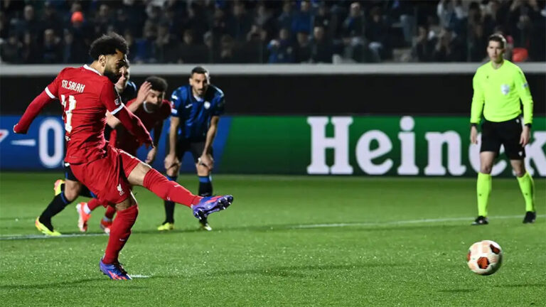 কোয়ার্টার ফাইনালেই বিদায় লিভারপুলের