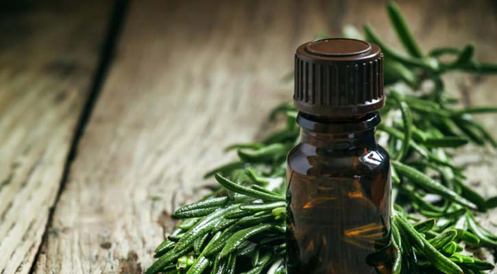 যাদুকরী টি ট্রি অয়েল