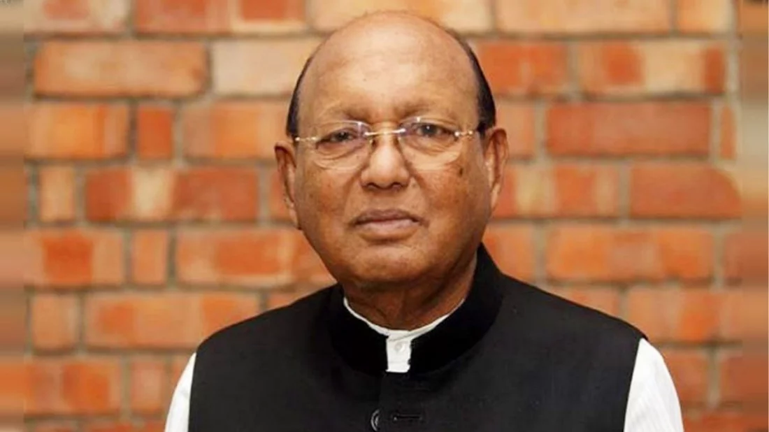 তোফায়েল আহমেদ শয্যাশায়ী অবস্থায় হাসপাতালে ভর্তি