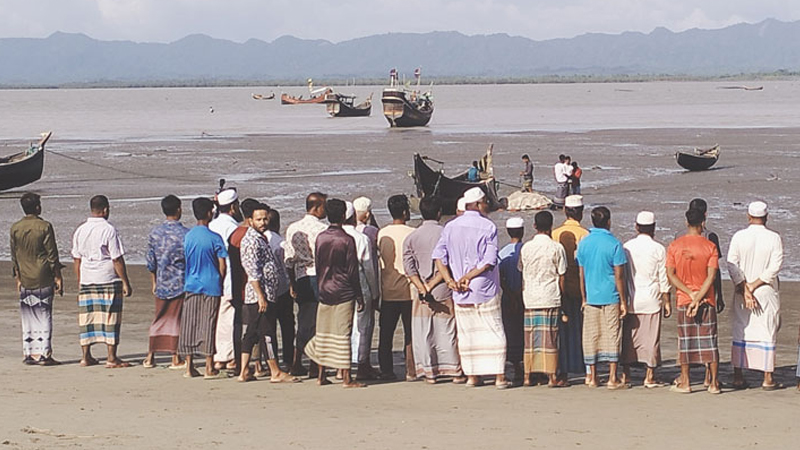 মিয়ানমার থেকে ছোঁড়া গুলিতে নাফ নদীতে বাংলাদেশি ২ কিশোর আহত