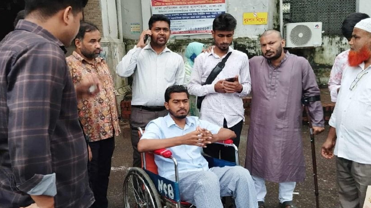 চিকিৎসা শেষে সন্ধ্যায় দেশে ফিরছেন নুরুল হক নুর