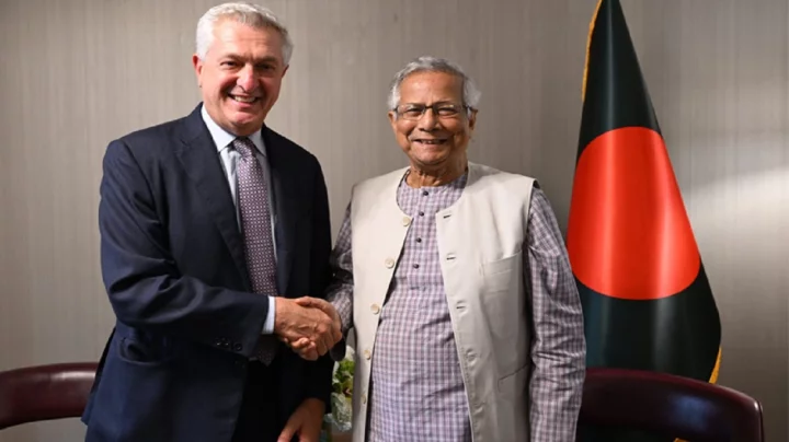 ১৮ মাসে এসেছে প্রায় দেড় লাখ রোহিঙ্গা, বেড়েছে আঞ্চলিক উত্তেজনা: প্রধান উপদেষ্টা