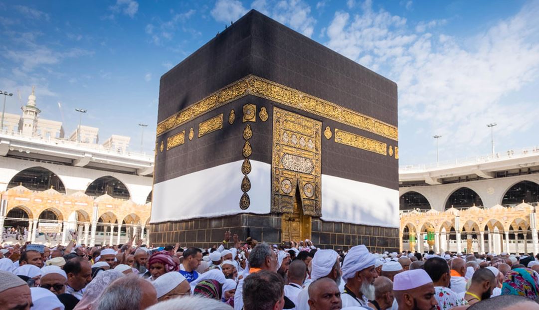 বেসরকারি ব্যবস্থাপনায় তিনটি হজ প্যাকেজ নির্ধারণ