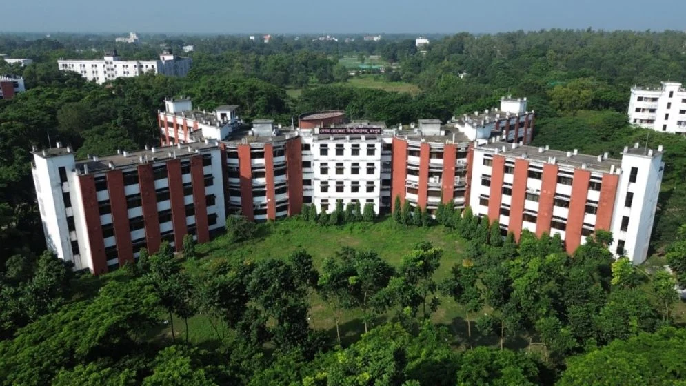 আবু সাঈদ হত্যা: বেরোবির তিন শিক্ষকসহ ১১ কর্মকর্তা স্থায়ী বহিষ্কার