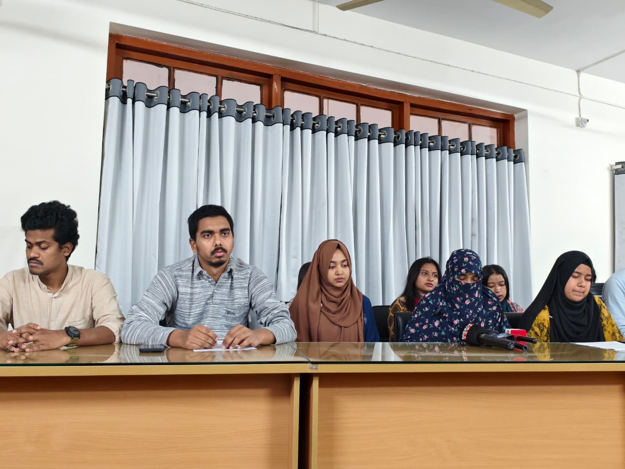 রাকসুর উদ্যোগে শুরু হতে যাচ্ছে মাসব্যাপী মেন্টাল হেলথ ক্যাম্পেইন