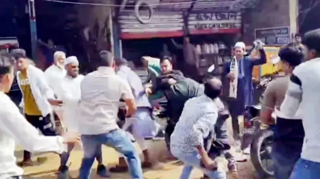 শরীয়তপুরে জামায়াত-বিএনপির দফায় দফায় সংঘর্ষে আহত ১২