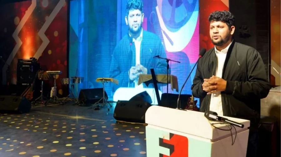 এফডিসিতে শুটিং বন্ধ করার ঘোষণা তথ্য উপদেষ্টার