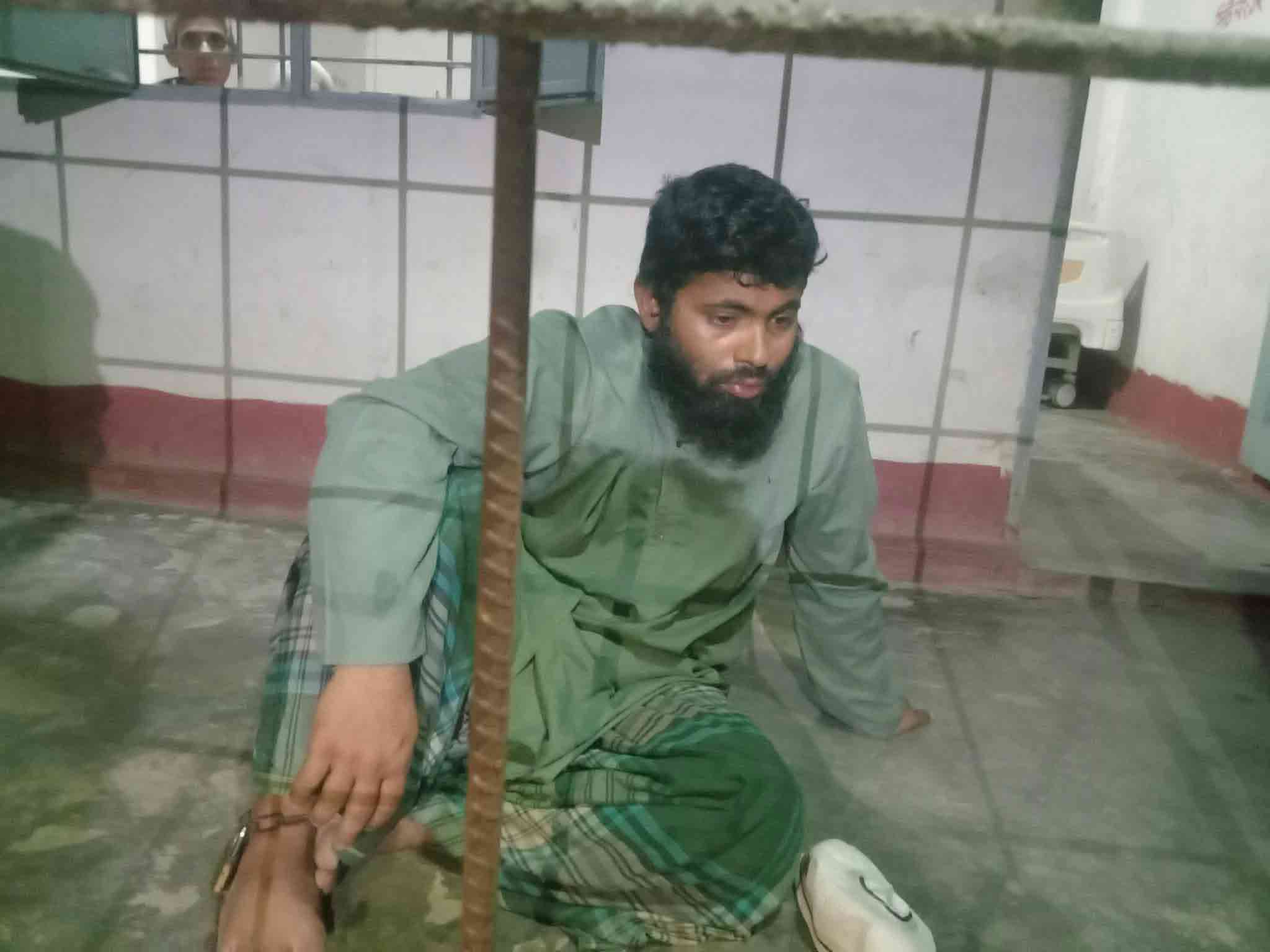 বৃদ্ধাশ্রমে প্রতিবন্ধী নারীকে ধর্ষণচেষ্টার অভিযোগে ইমাম আটক