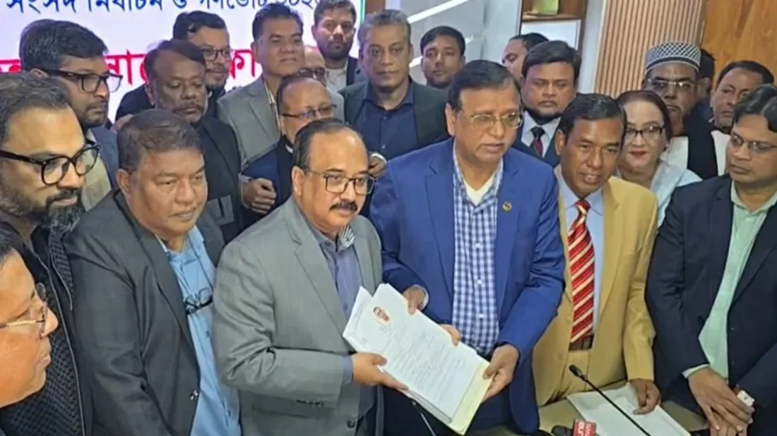 ঢাকা-১৭ আসনে তারেক রহমানের পক্ষে মনোনয়ন উত্তোলন