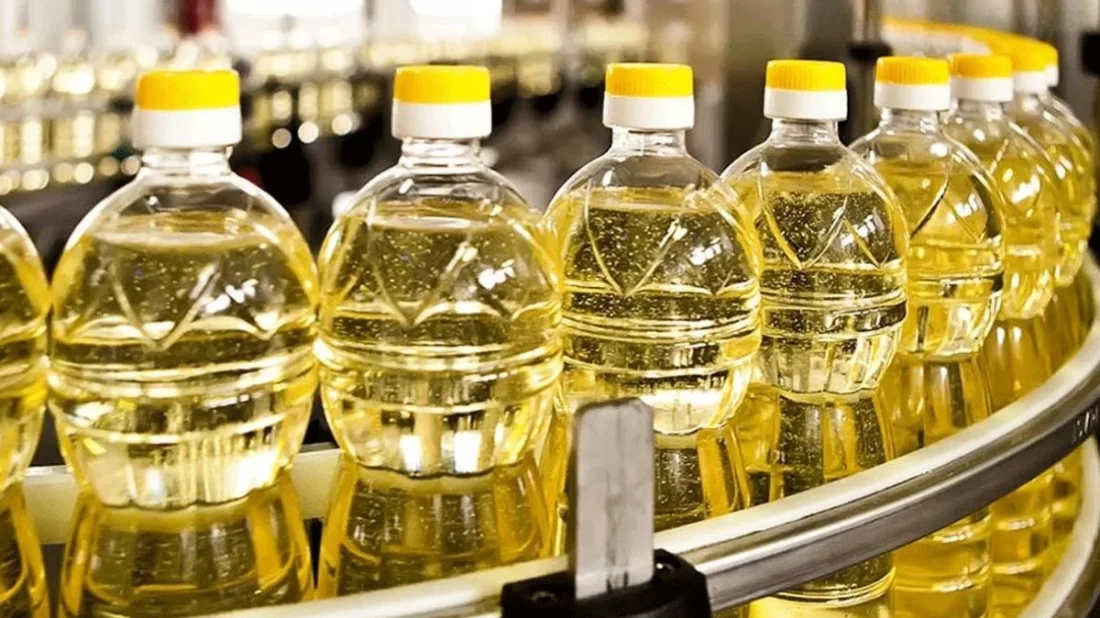 এক কোটি লিটার সয়াবিন তেল কিনছে সরকার, ব্যয় ১৮৬ কোটি টাকা