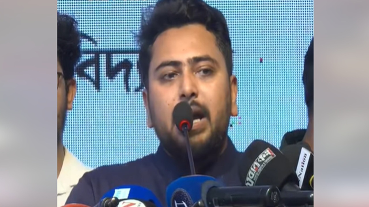 বিএনপি সরকার কথা দিয়ে কথা রাখছে না: নাহিদ ইসলাম