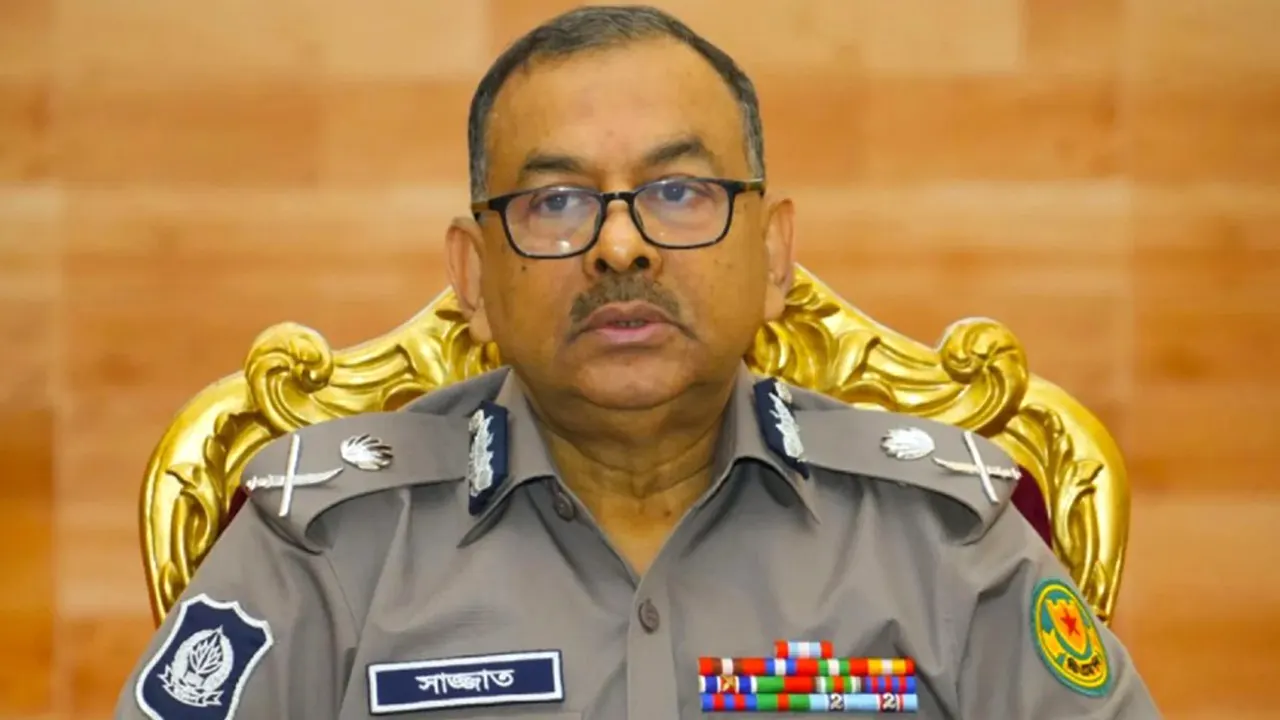পদত্যাগ করলেন ডিএমপি কমিশনার সাজ্জাত আলী