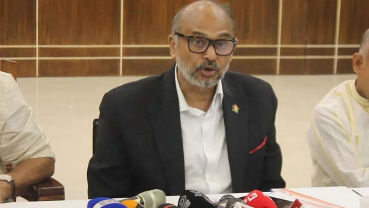 তিন মাসে রাজস্ব আয়ের লক্ষ্যমাত্রায় পৌঁছানোই সরকারের প্রধান লক্ষ্য