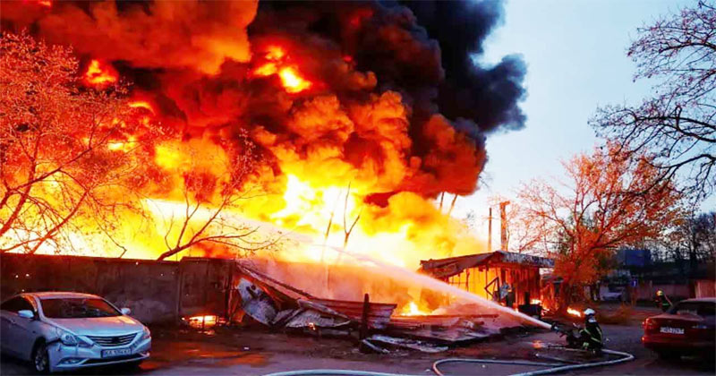 ইউক্রেনে রাশিয়ার ড্রোন-ক্ষেপণাস্ত্র হামলায় নিহত ১৫