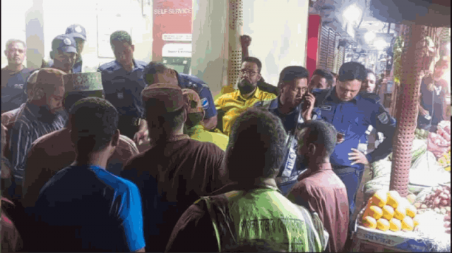 ফতুল্লায় ব্যবসায়ীর বুকে-পেটে প্রকাশ্যে গুলি