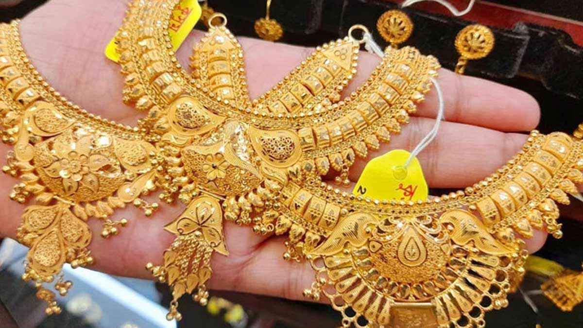 দেশের বাজারে স্বর্ণের দামে বড় পতন