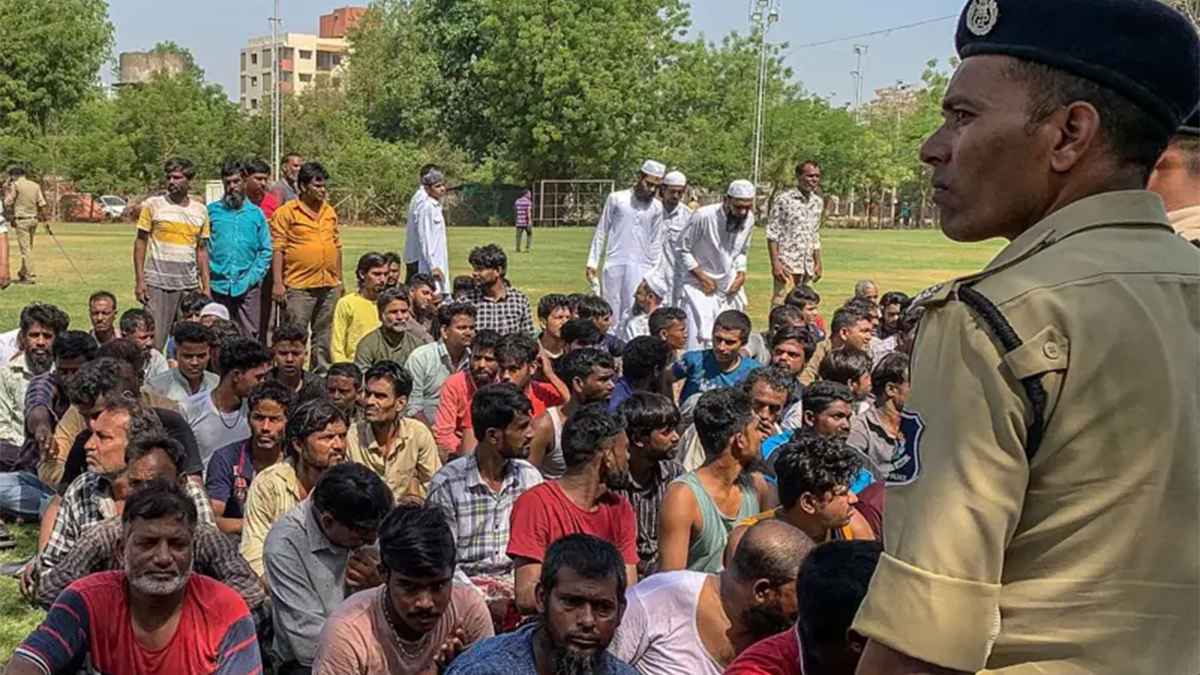 গুজরাটে ‘বাংলাদেশি’ সন্দেহে আটকদের অধিকাংশই ভারতীয় মুসলমান