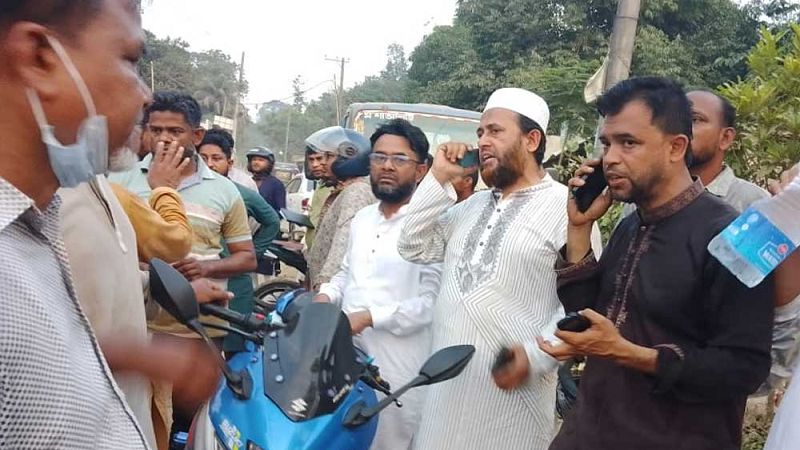 সীতাকুণ্ডে অস্ত্রধারীদের হামলায় জামায়াতের সভা পণ্ড, আহত ১০