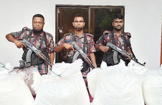 বেনাপোলে ৬০ লাখ টাকার ভায়াগ্রা পাউডার জব্দ