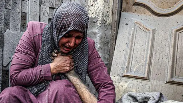 গাজার ডায়ালাইসিস সেন্টার ধ্বংস করে দিলো ইসরায়েল