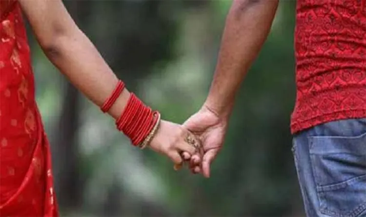 প্রেমিক মাসুদের টানে ভারতীয় কিশোরী নওগাঁয়