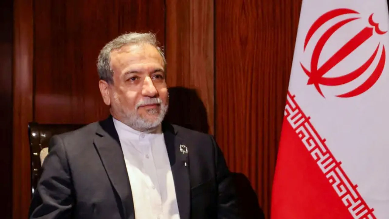 ফ্রান্স-জার্মানি-ব্রিটেন-ইইউ’র সঙ্গে বৈঠকে বসছে ইরান