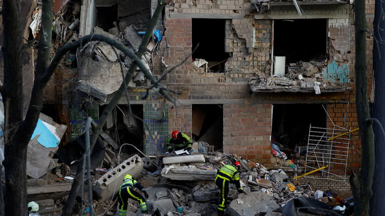 রাশিয়ার মিসাইল হামলায় কেঁপে উঠল মার্কিন দূতাবাস