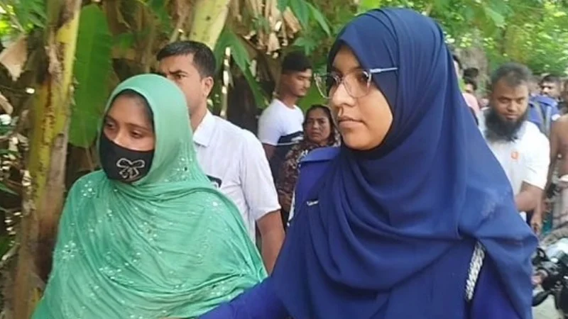 পাওনাদারকে ফাঁসাতে গিয়ে উল্টো আটক হলেন আ. লীগ নেত্রী