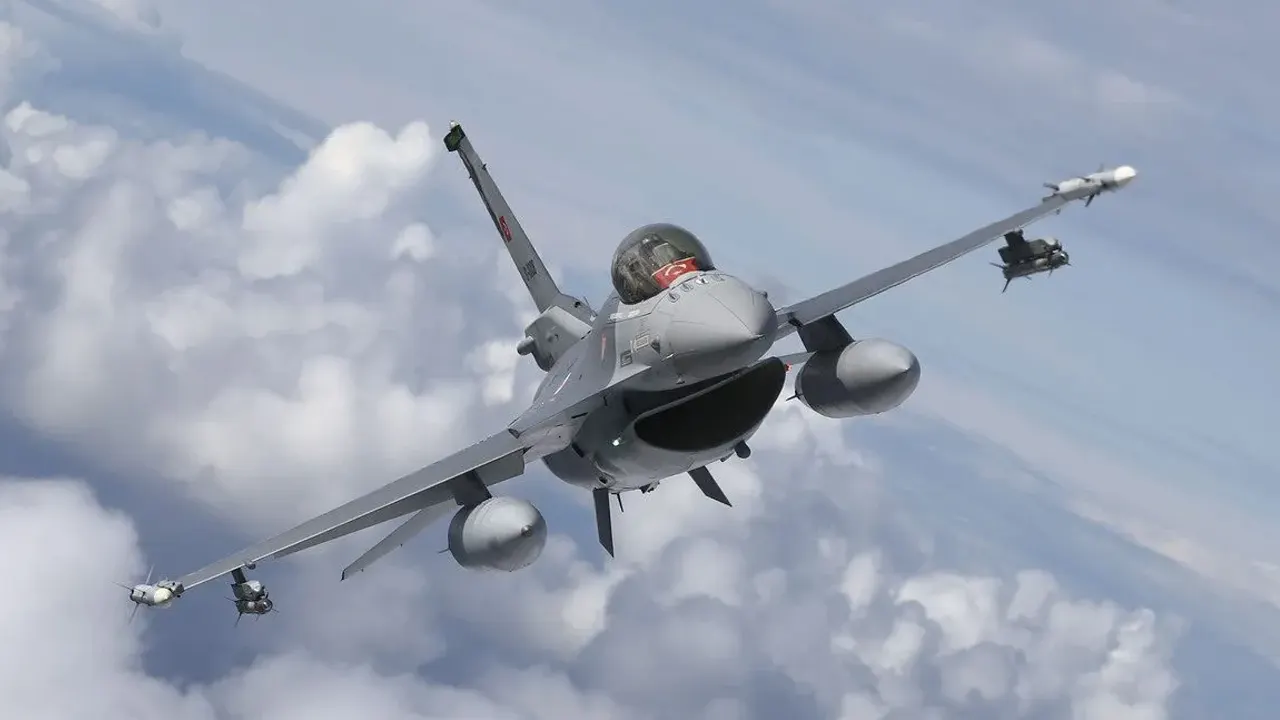 সিরিয়ায় হামলা, ইসরায়েলের বিমানকে আটকে দিল তুরস্ক