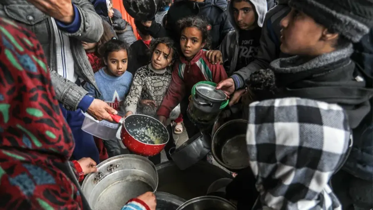 গাজায় ২০ লাখ ফিলিস্তিনি ‘অনাহারে’ : ডব্লিউএইচও প্রধান