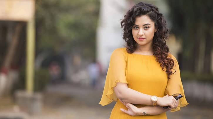 আবারও কাকে খোঁচা দিলেন বুবলী?