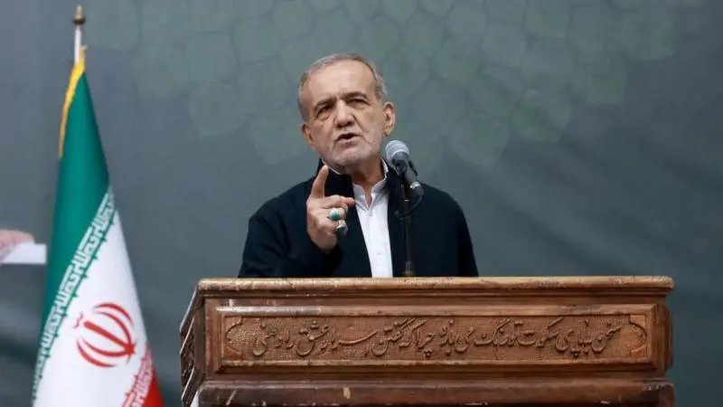 ইসরায়েলি হামলা অব্যাহত থাকলে কোনো পারমাণবিক আলোচনা হবে না, বললেন ইরানের প্রেসিডেন্ট