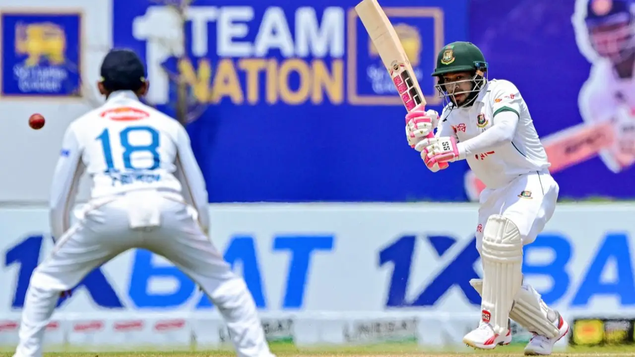 প্রিয় প্রতিপক্ষকে পেয়েই মুশফিকের ফিফটি