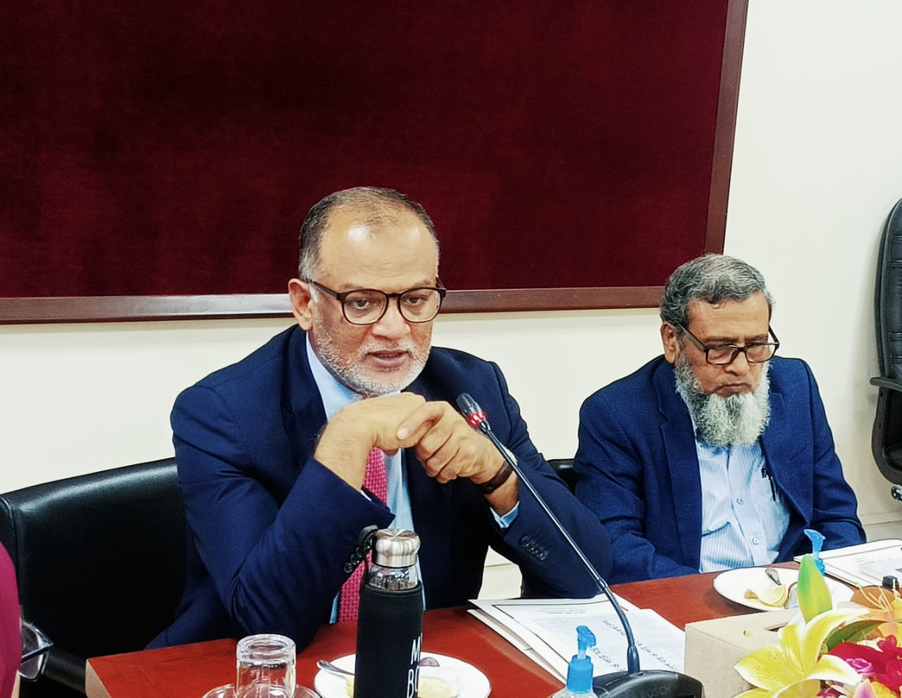 স্বচ্ছতা নিয়ে কাজ করার আহ্বান জানালেন বস্ত্র ও পাট উপদেষ্টা