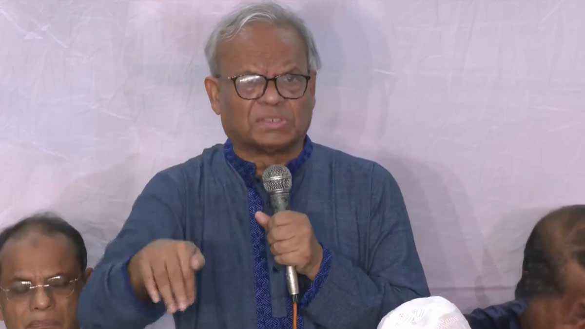 বঙ্গভবন থেকে শেখ মুজিবের ছবি সরানো সঠিক সিদ্ধান্ত: রিজভী