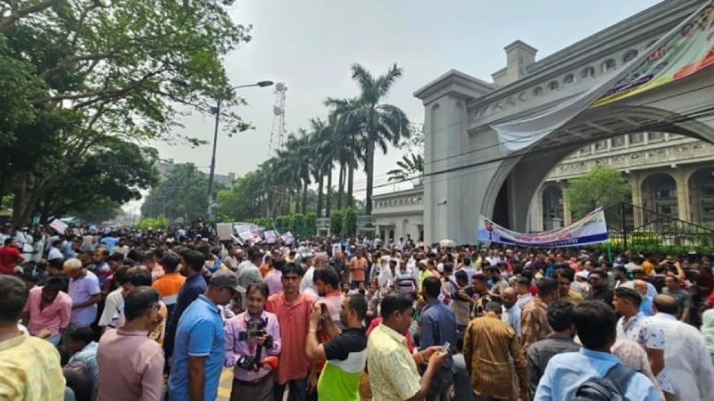 আসিফের বিবৃতিকে মিথ্যাচার বললেন ইশরাকের অনুসারীরা