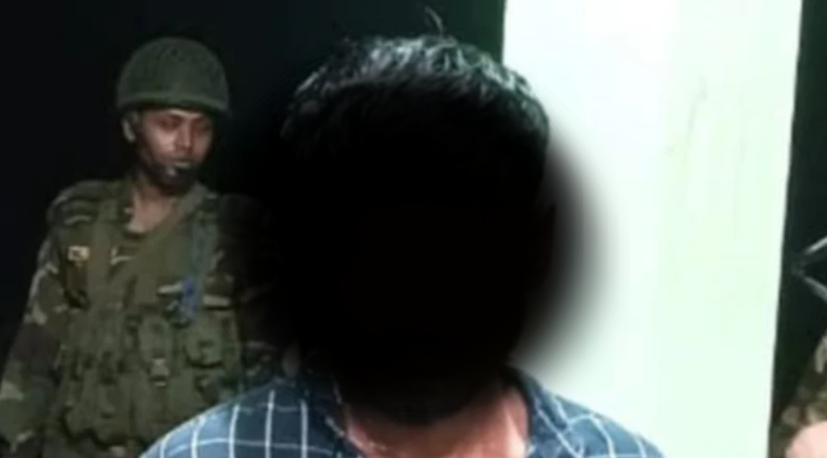 চলন্ত বাসে কলেজছাত্রীকে পালাক্রমে ধর্ষণ, চালক আটক