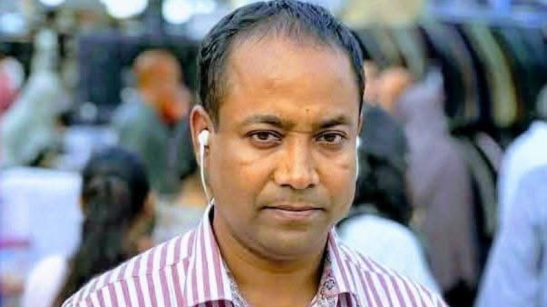 রূপগঞ্জে সাংবাদিককে ইট দিয়ে থেঁতলে দিয়েছে সন্ত্রাসীরা