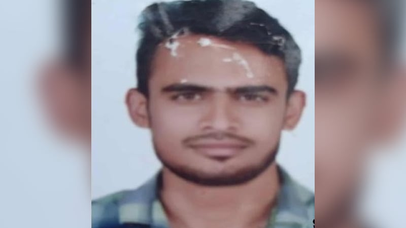 খুলনায় ঘুমন্ত যুবককে গুলি করে হত্যা